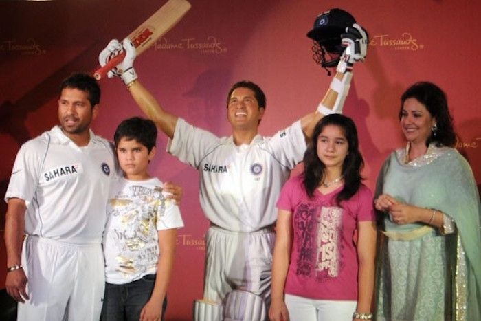 sachin-tendulkar-with-his-family