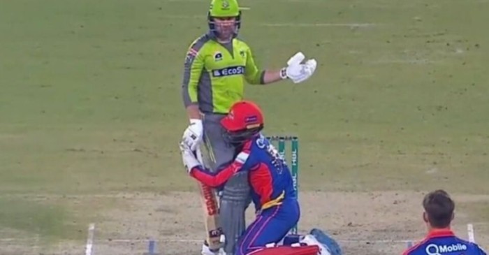 WATCH: Wicket-keeper Chadwick Walton hilariously grabs Ben Dunk’s legs during a PSL clash