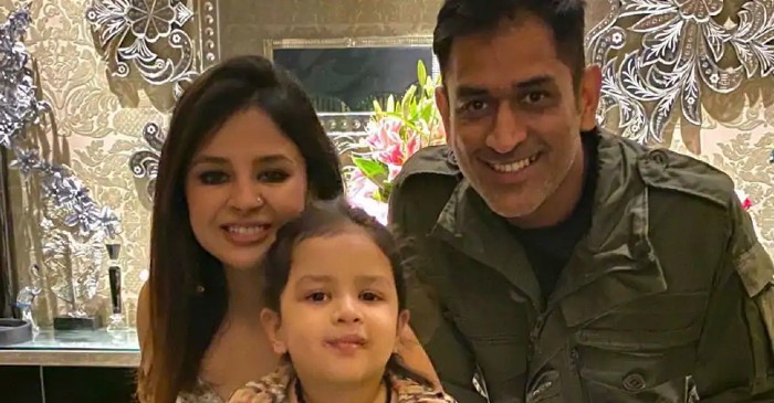 MS Dhoni with wife Sakshi and daughter Ziva