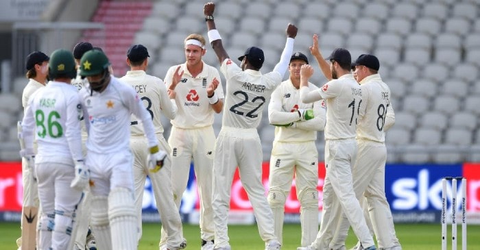 England claim quick wickets in the final session but Pakistan lead by 244 runs after Day 3