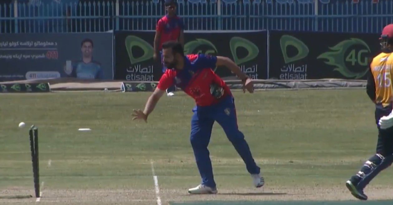 WATCH: Dawlat Zadran does an Ashwin, ‘Mankads’ Noor Ali in Shpageeza Cricket League 2020