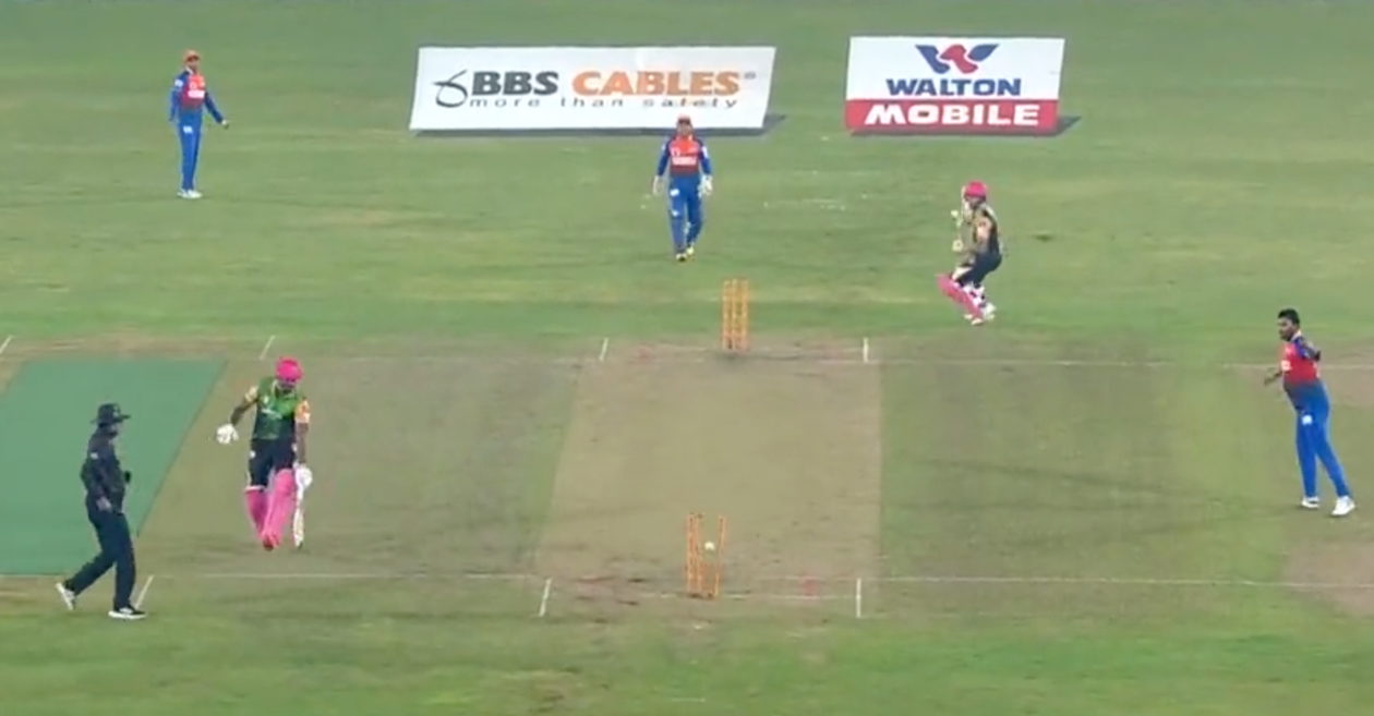 WATCH: Andre Russell gets run out in a never-seen-before fashion during BPL 2022