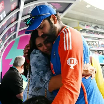 Rohit Sharma and Ritika after winning t20 world cup 